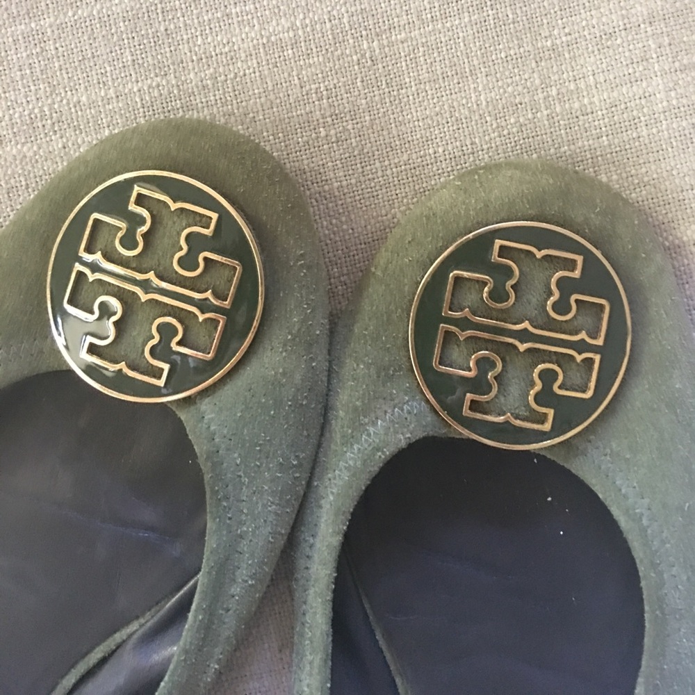 Tory Burch Reva Olive Suede Logo Ballet Flats - Picture 3 of 8